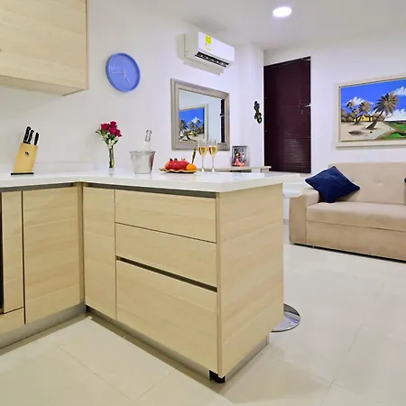 Apartamento Apto Moderno - Aire Full - A Pasos De La Playa Cartagena